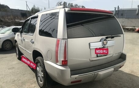 Cadillac Escalade III, 2008 год, 1 799 100 рублей, 3 фотография