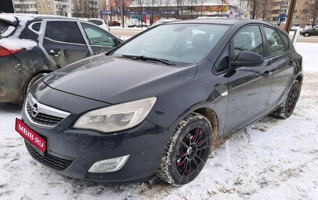 Opel Astra J, 2011 год, 800 000 рублей, 1 фотография