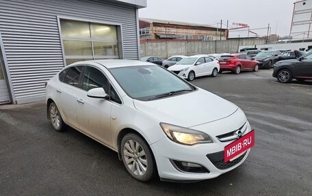 Opel Astra J, 2013 год, 928 000 рублей, 3 фотография