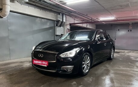 Infiniti Q70 I, 2016 год, 2 800 000 рублей, 3 фотография