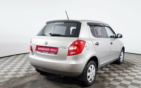 Skoda Fabia II, 2012 год, 750 000 рублей, 6 фотография