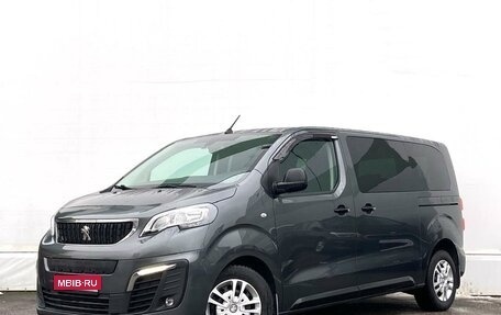 Peugeot Traveller I, 2021 год, 3 137 800 рублей, 1 фотография