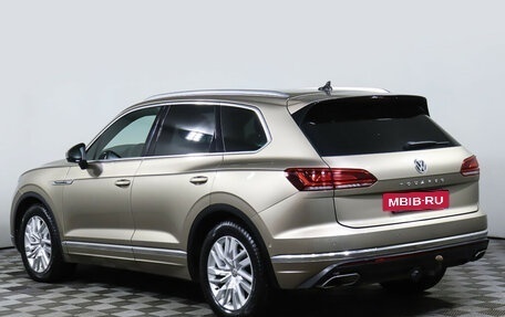 Volkswagen Touareg III, 2019 год, 4 198 000 рублей, 7 фотография