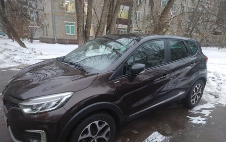 Renault Kaptur I рестайлинг, 2017 год, 2 000 000 рублей, 6 фотография