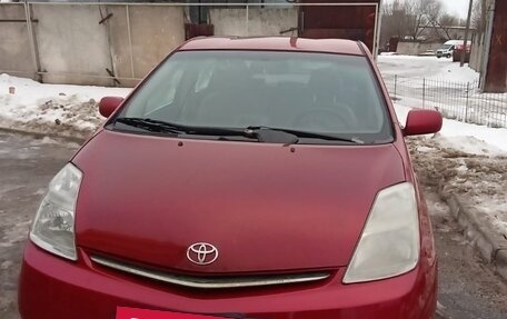 Toyota Prius, 2006 год, 650 000 рублей, 1 фотография