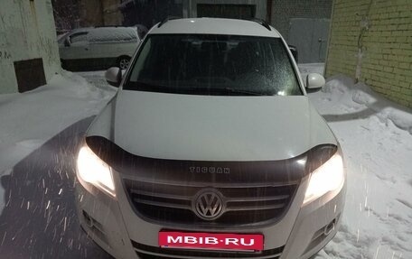 Volkswagen Tiguan I, 2010 год, 830 000 рублей, 10 фотография