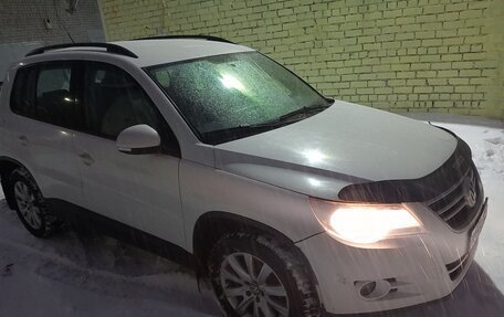 Volkswagen Tiguan I, 2010 год, 830 000 рублей, 16 фотография