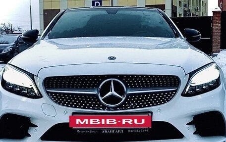 Mercedes-Benz C-Класс, 2018 год, 3 000 000 рублей, 2 фотография