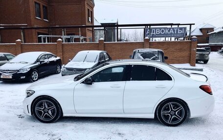 Mercedes-Benz C-Класс, 2018 год, 3 000 000 рублей, 15 фотография