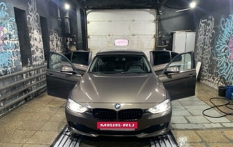 BMW 3 серия, 2013 год, 2 фотография