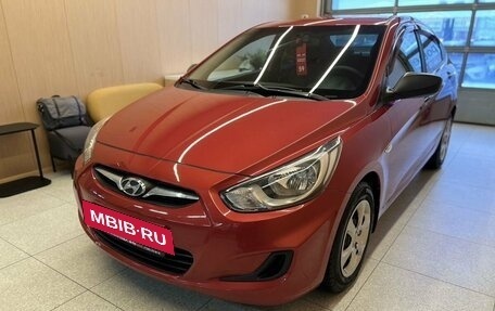 Hyundai Solaris II рестайлинг, 2013 год, 914 000 рублей, 3 фотография