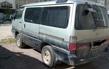 Toyota HiAce H100, 1996 год, 620 000 рублей, 3 фотография