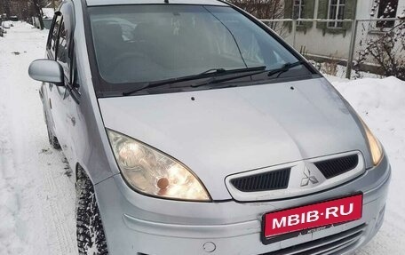 Mitsubishi Colt VI рестайлинг, 2003 год, 360 000 рублей, 1 фотография