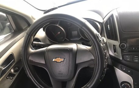 Chevrolet Cruze II, 2012 год, 750 000 рублей, 9 фотография