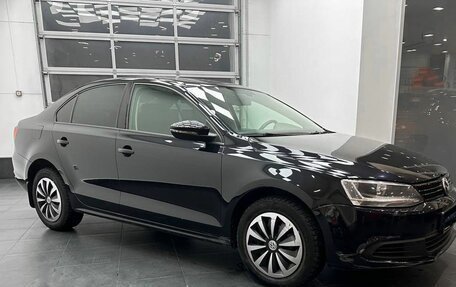 Volkswagen Jetta VI, 2012 год, 980 000 рублей, 3 фотография