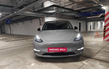 Tesla Model Y I, 2021 год, 4 530 000 рублей, 2 фотография