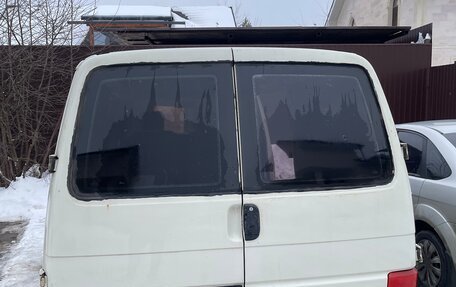 Volkswagen Transporter T4, 1992 год, 740 000 рублей, 2 фотография