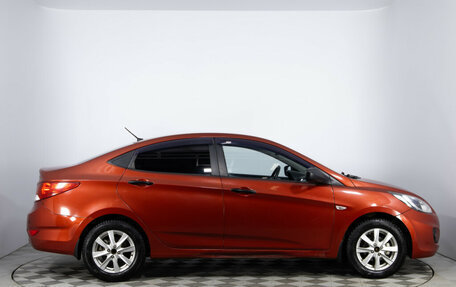 Hyundai Solaris II рестайлинг, 2012 год, 850 000 рублей, 4 фотография