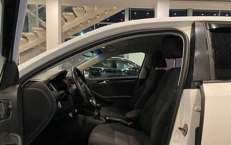 Volkswagen Jetta VI, 2012 год, 960 000 рублей, 16 фотография