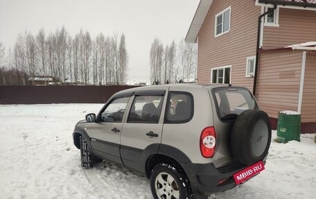 Chevrolet Niva I рестайлинг, 2012 год, 590 000 рублей, 6 фотография