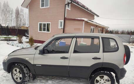 Chevrolet Niva I рестайлинг, 2012 год, 590 000 рублей, 17 фотография