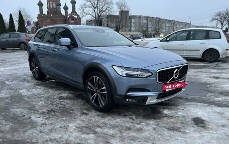 Volvo V90 Cross Country I рестайлинг, 2018 год, 3 100 000 рублей, 8 фотография