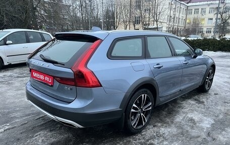 Volvo V90 Cross Country I рестайлинг, 2018 год, 3 100 000 рублей, 6 фотография