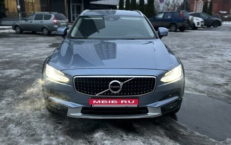 Volvo V90 Cross Country I рестайлинг, 2018 год, 3 100 000 рублей, 20 фотография