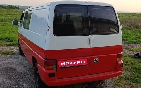 Volkswagen Transporter T4, 1996 год, 700 000 рублей, 3 фотография