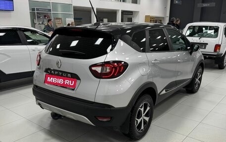 Renault Kaptur I рестайлинг, 2021 год, 1 720 000 рублей, 4 фотография