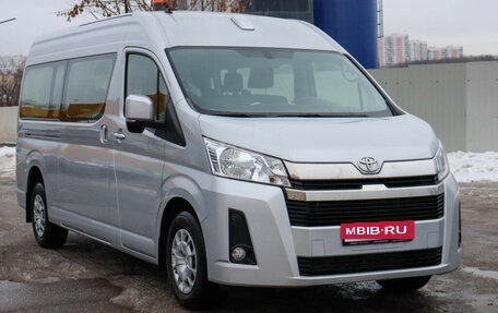 Toyota HiAce H300, 2019 год, 3 фотография