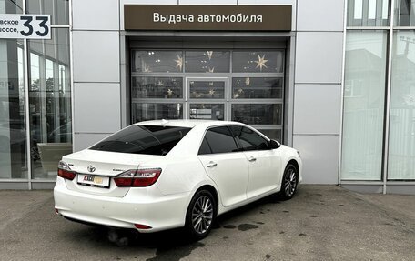 Toyota Camry, 2017 год, 2 285 000 рублей, 5 фотография