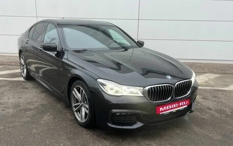 BMW 7 серия, 2018 год, 3 890 000 рублей, 3 фотография