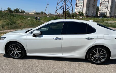 Toyota Camry, 2021 год, 4 350 000 рублей, 3 фотография