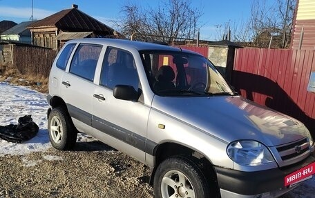 Chevrolet Niva I рестайлинг, 2006 год, 380 000 рублей, 2 фотография