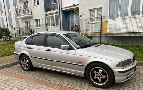 BMW 3 серия, 2002 год, 720 000 рублей, 2 фотография