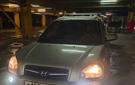 Hyundai Tucson III, 2008 год, 900 000 рублей, 1 фотография