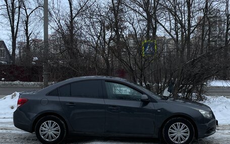 Chevrolet Cruze II, 2011 год, 610 000 рублей, 3 фотография