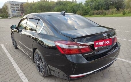 Honda Accord IX рестайлинг, 2017 год, 2 000 000 рублей, 9 фотография