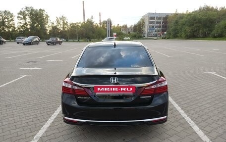 Honda Accord IX рестайлинг, 2017 год, 2 000 000 рублей, 10 фотография