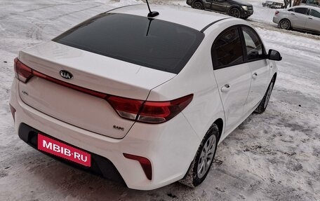 KIA Rio IV, 2020 год, 1 640 000 рублей, 5 фотография