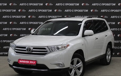 Toyota Highlander III, 2012 год, 2 228 000 рублей, 1 фотография