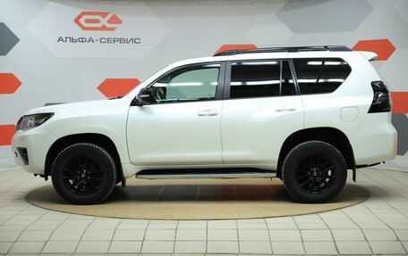 Toyota Land Cruiser Prado 150 рестайлинг 2, 2020 год, 6 600 000 рублей, 8 фотография