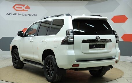 Toyota Land Cruiser Prado 150 рестайлинг 2, 2020 год, 6 600 000 рублей, 7 фотография