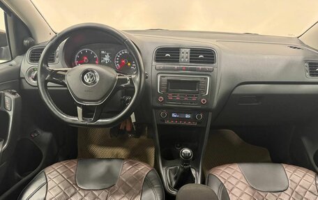 Volkswagen Polo VI (EU Market), 2015 год, 1 135 000 рублей, 16 фотография