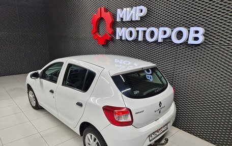 Renault Sandero II рестайлинг, 2018 год, 980 000 рублей, 12 фотография