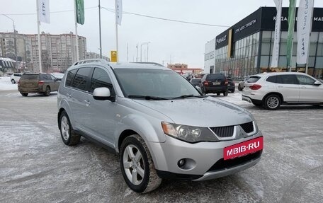 Mitsubishi Outlander III рестайлинг 3, 2008 год, 1 180 000 рублей, 3 фотография