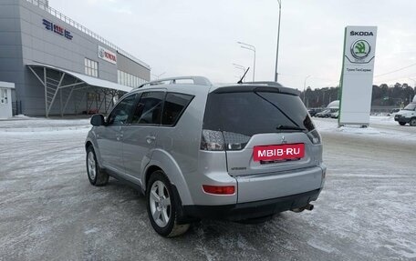 Mitsubishi Outlander III рестайлинг 3, 2008 год, 1 180 000 рублей, 8 фотография