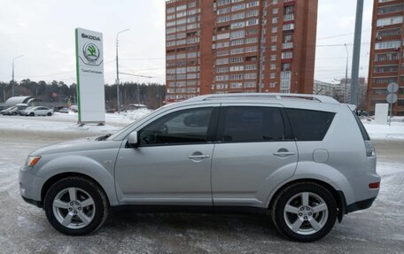 Mitsubishi Outlander III рестайлинг 3, 2008 год, 1 180 000 рублей, 10 фотография