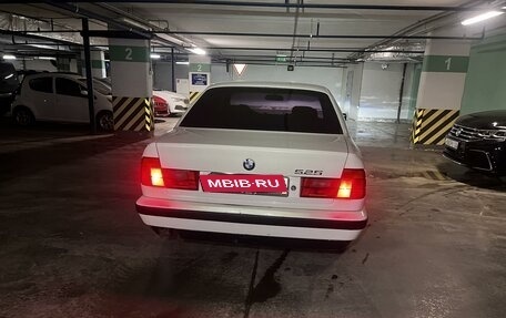 BMW 5 серия, 1991 год, 800 000 рублей, 4 фотография